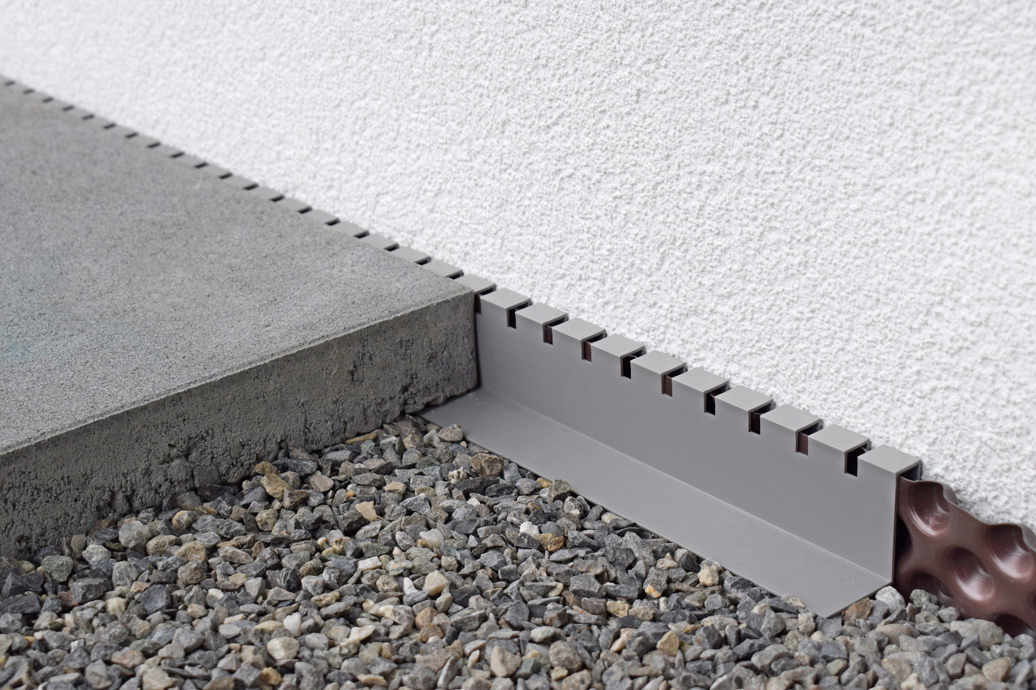 Dilatační profily DISTO pro dlažbu, fasádu a rektifikační terče