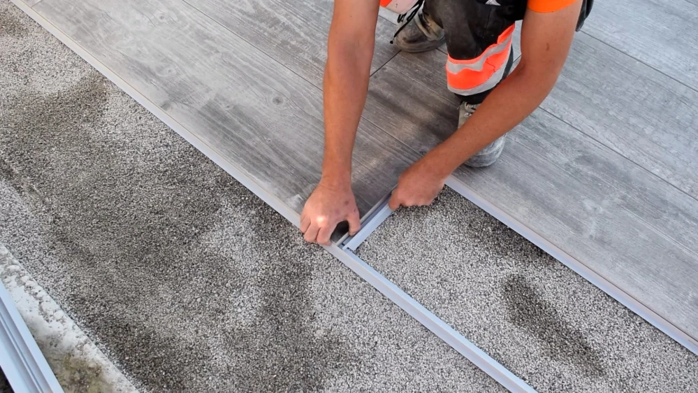 Spárovací profil pod dlažbu "SPARFIX" 2000 MM (Ral 7038 světlé šedá)