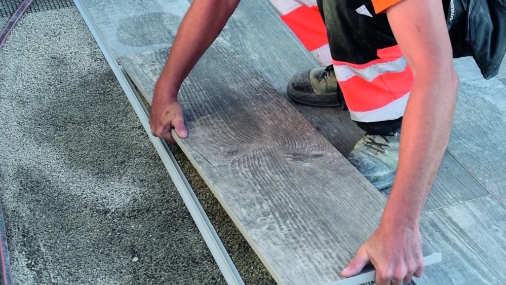 Spárovací profil pod dlažbu "SPARFIX" 2000 MM (Ral 7038 světlé šedá)